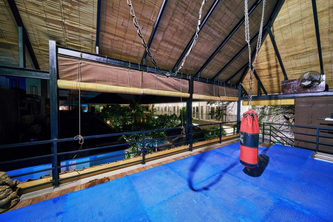 Hotel Easy Surf Camp Kuta (Bali)
