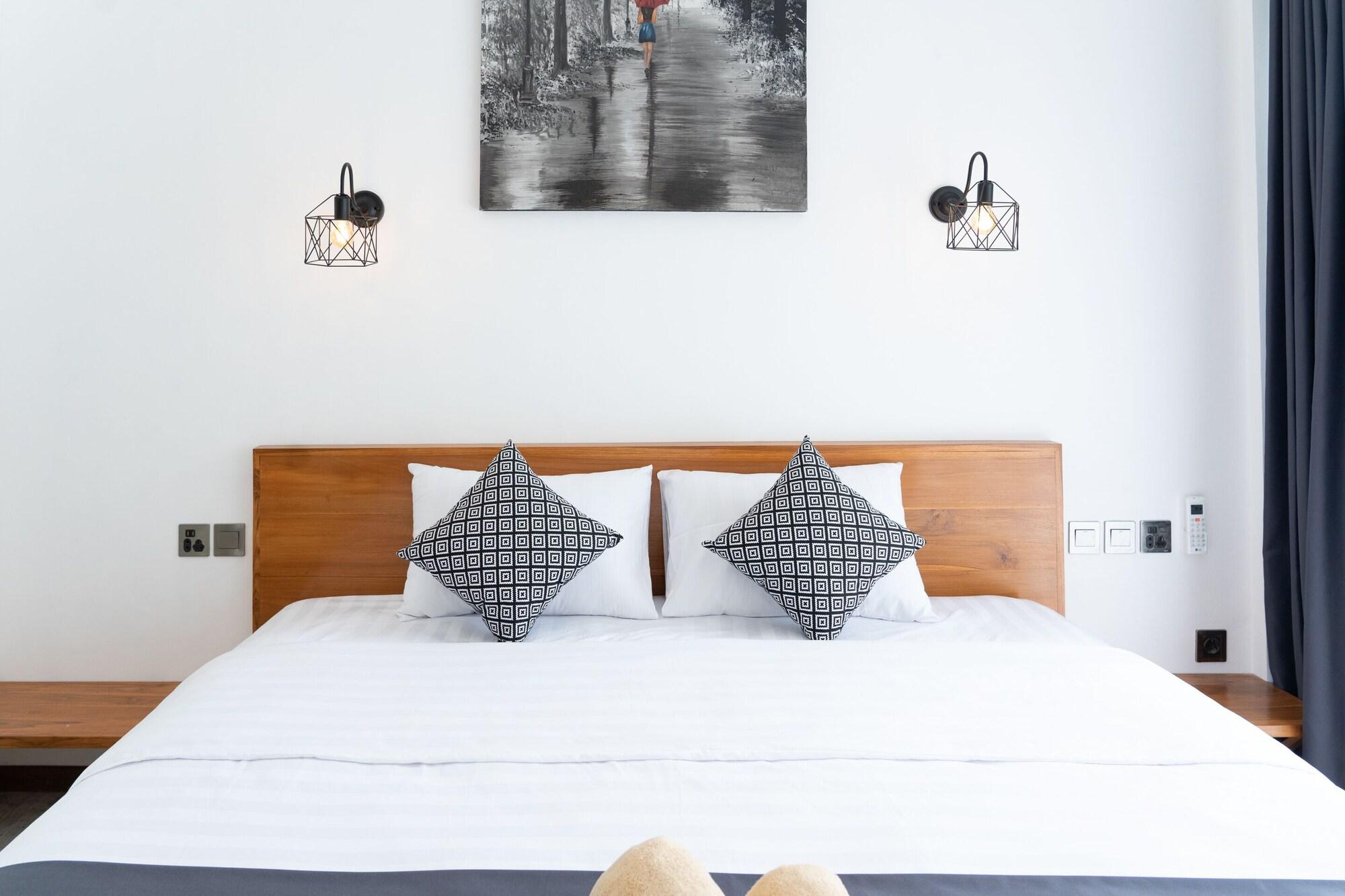 Easy Surf Camp Hotel 3*